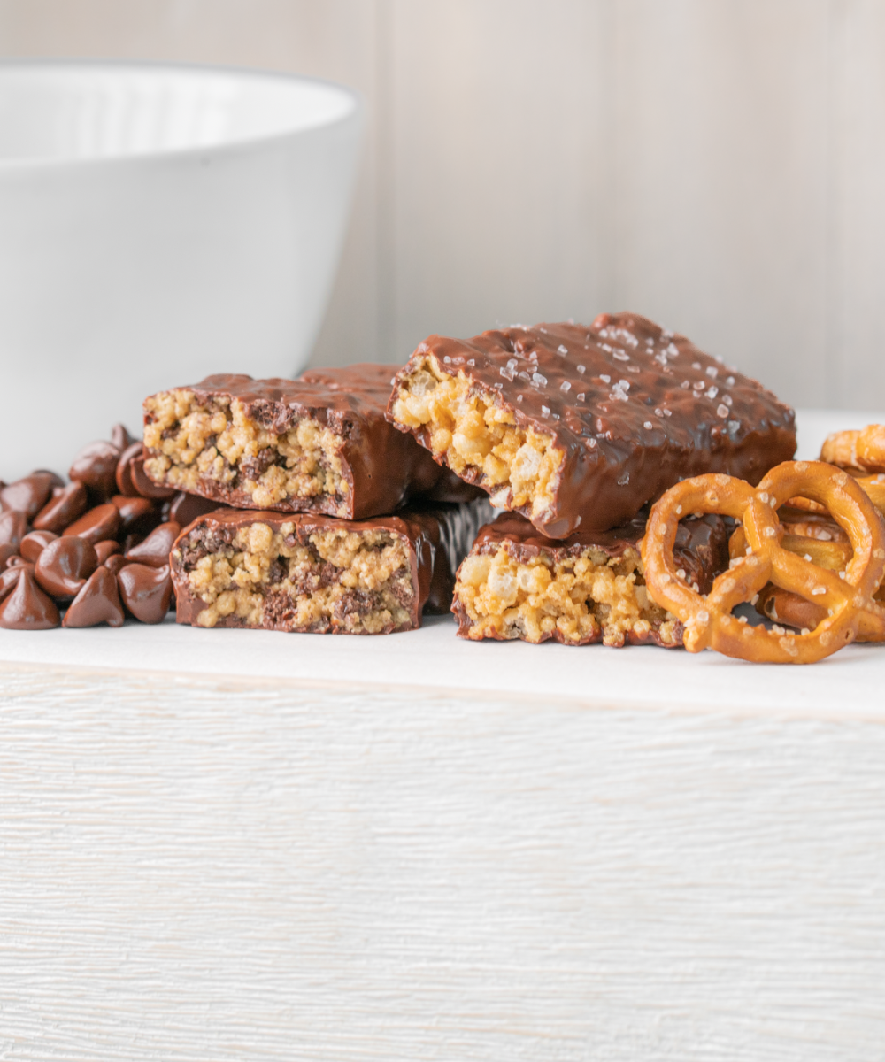 4 unwrapped bars with Chocolate Chip and Pretzels on each side